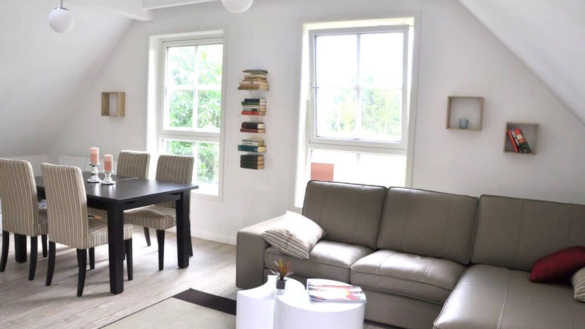 Wendisch Langendorf Apartment | Boddenblick, Geräumige Wohnung 1.og mit Balkon