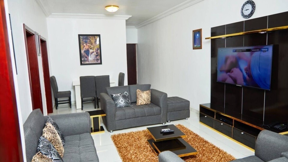 Lekki Phase 1 Apartment | Bode Apartments - NVB
