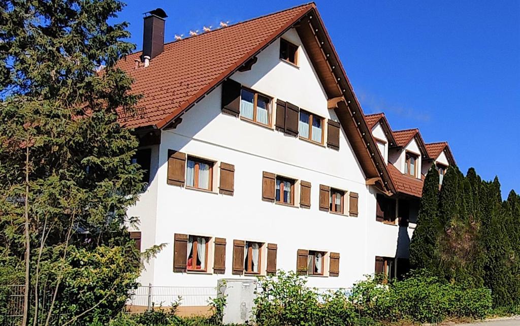 Meckenbeuren House | BodenSEE Haus am Geissbock