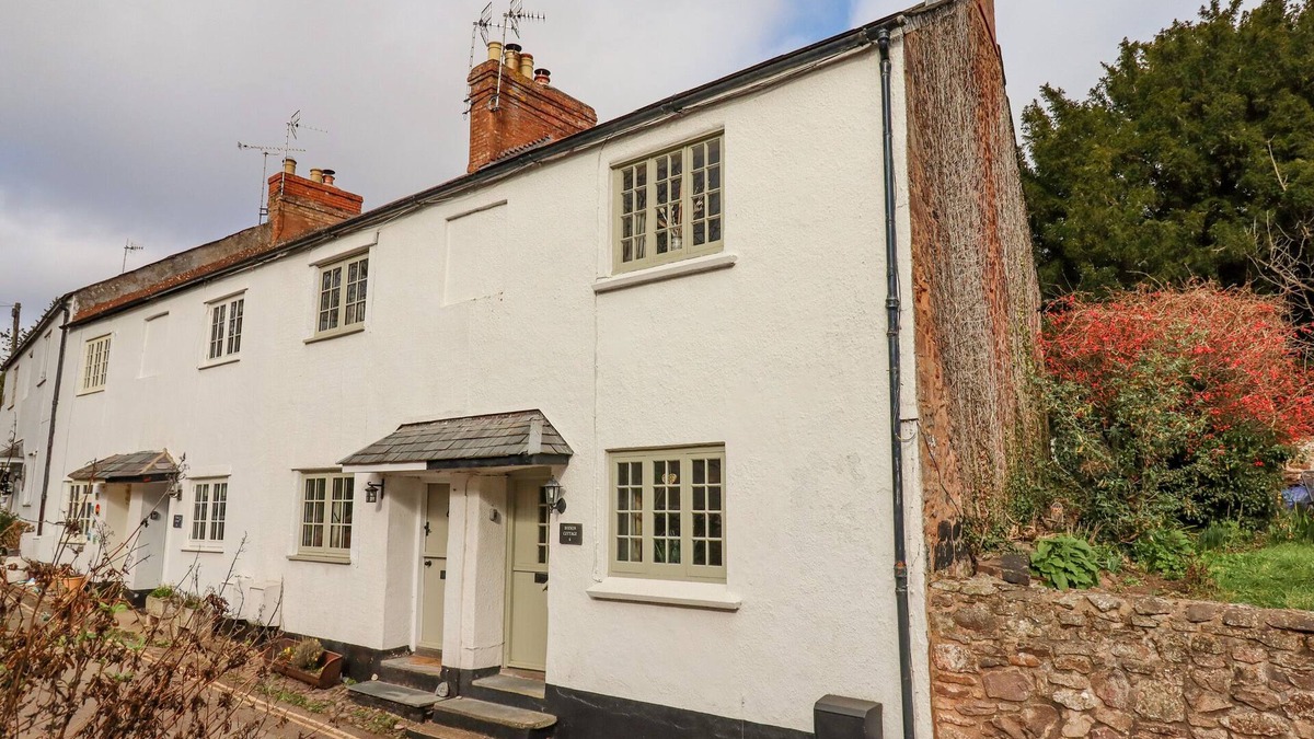 Dunster Cottage | BODKIN COTTAGE, pet friendly, character holiday cottage in Dunster