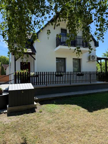 Bogacs Apartment | Bogatu Vendégház