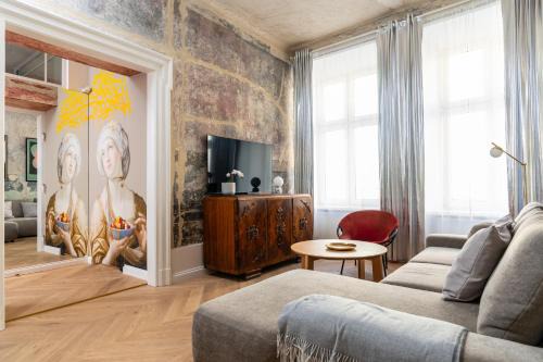 Stare Miasto Apartment | Boheme Floriańska - LoftAffair