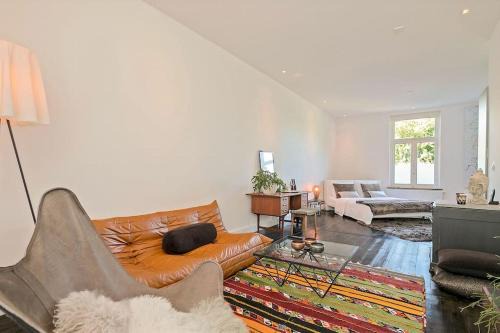 Limmel Apartment | Bohemian Residence