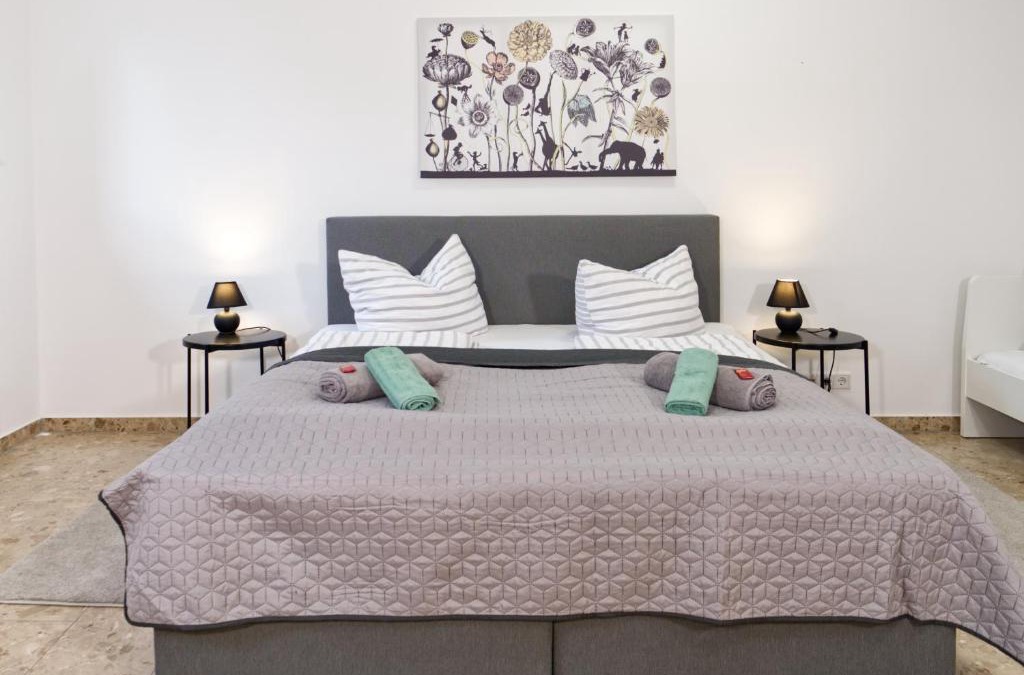 Erfurt Old Town Apartment | BohnApartments Elisa - Wohlfühlapartment mit 2 Parkplätzen und 3 Schlafzimmern - WLAN - Vollausstattung