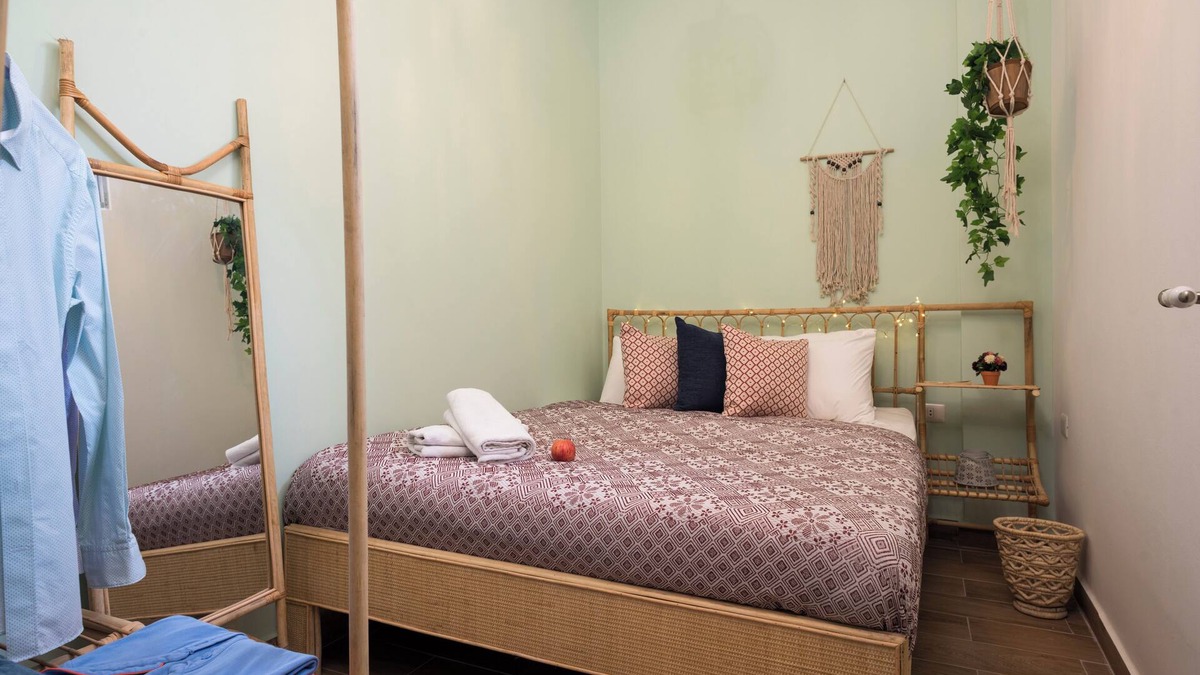 Mar Mikhael Apartment | Boho-Chic 2BR - Apt & Balcony
