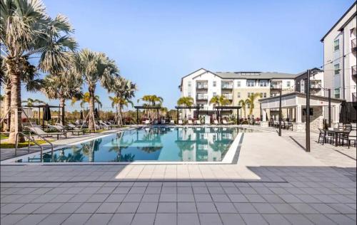 Lake Buena Vista Apartment | Boho Chic Luxury Retreat 5 Min to Parks & Food