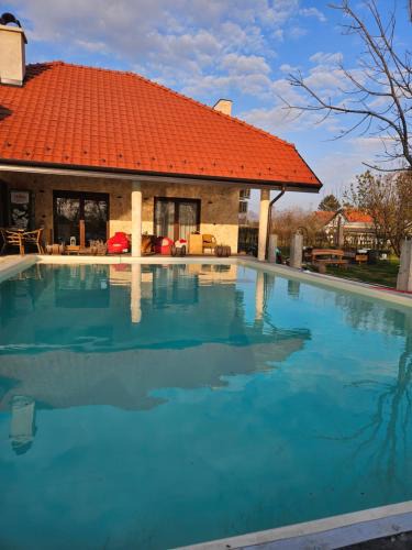 Becej House | Boletov raj lux