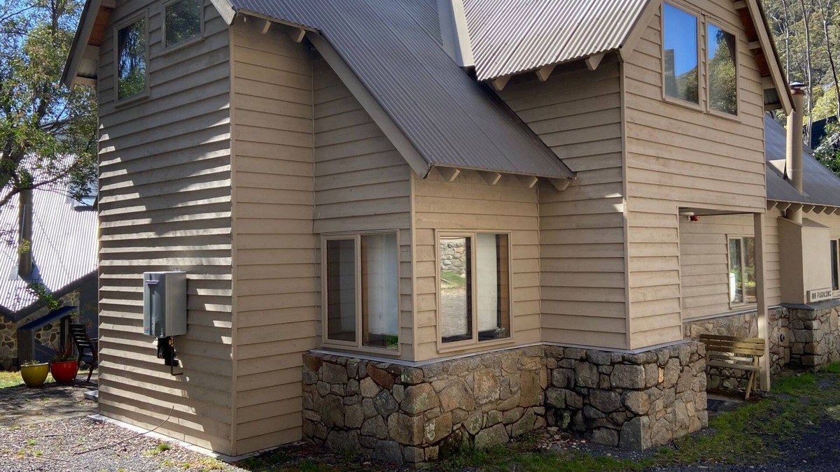 Thredbo Ski Chalet | Bollygums - Nestled in wooded area of Thredbo