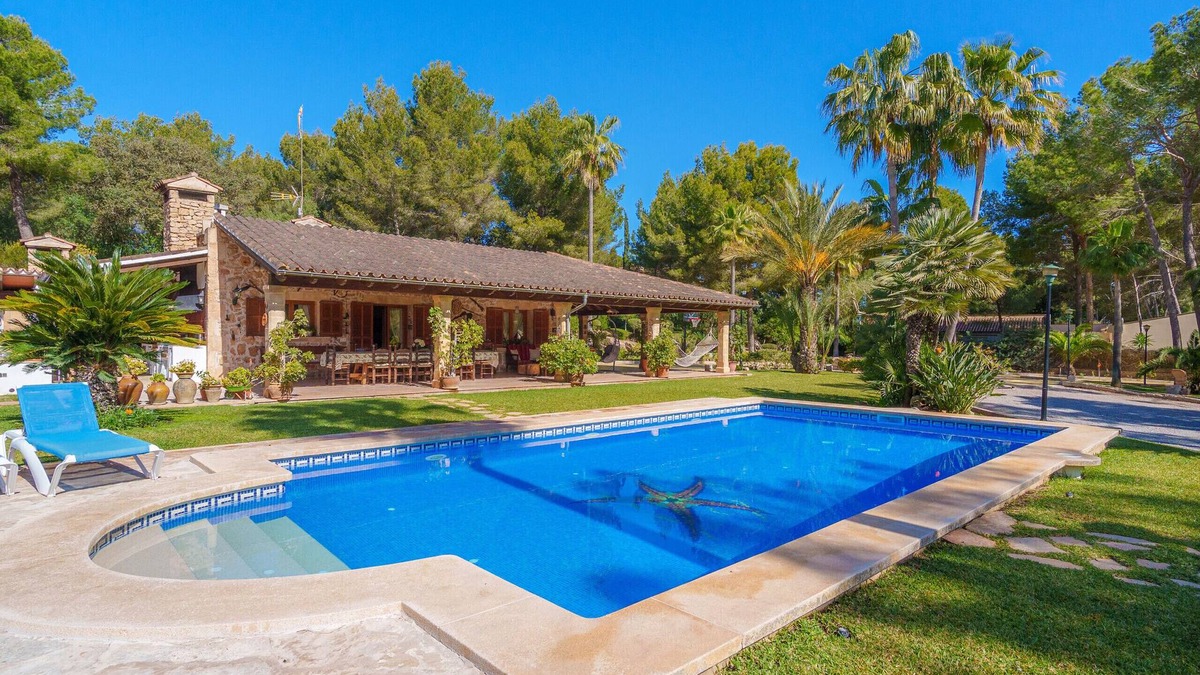 Mal Pas-Bon Aire Villa | BON PAS Finca for 6 only 250 meters from the beach