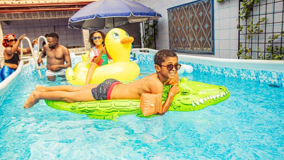 Douala House | Bonamoussadi Gardens Maisonn Avec Grande Piscine
