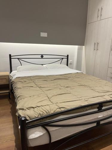 Dafni-Ymittos Apartment | Bonas House