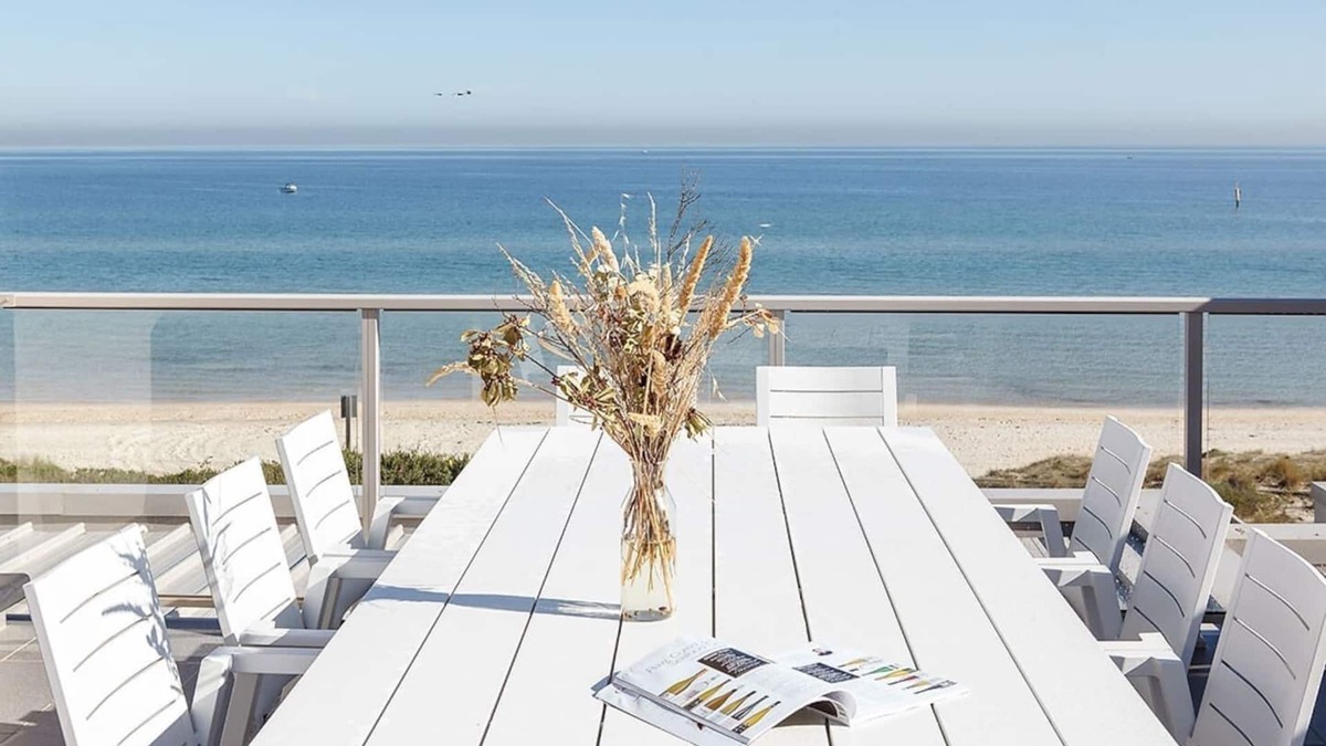 Bonbeach Apartment | Bonbeach Bliss Contemporary Waterfront Living