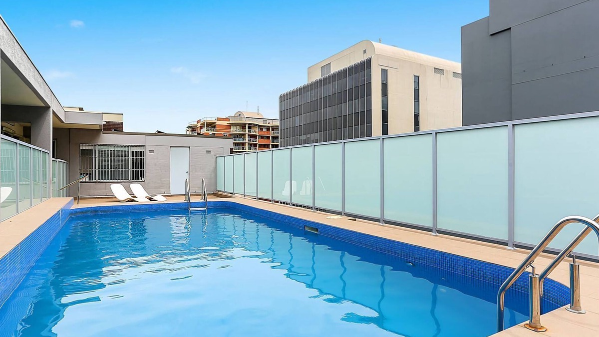 Bondi Junction Apartment | Bondi Beach Stay! Amazing pool!