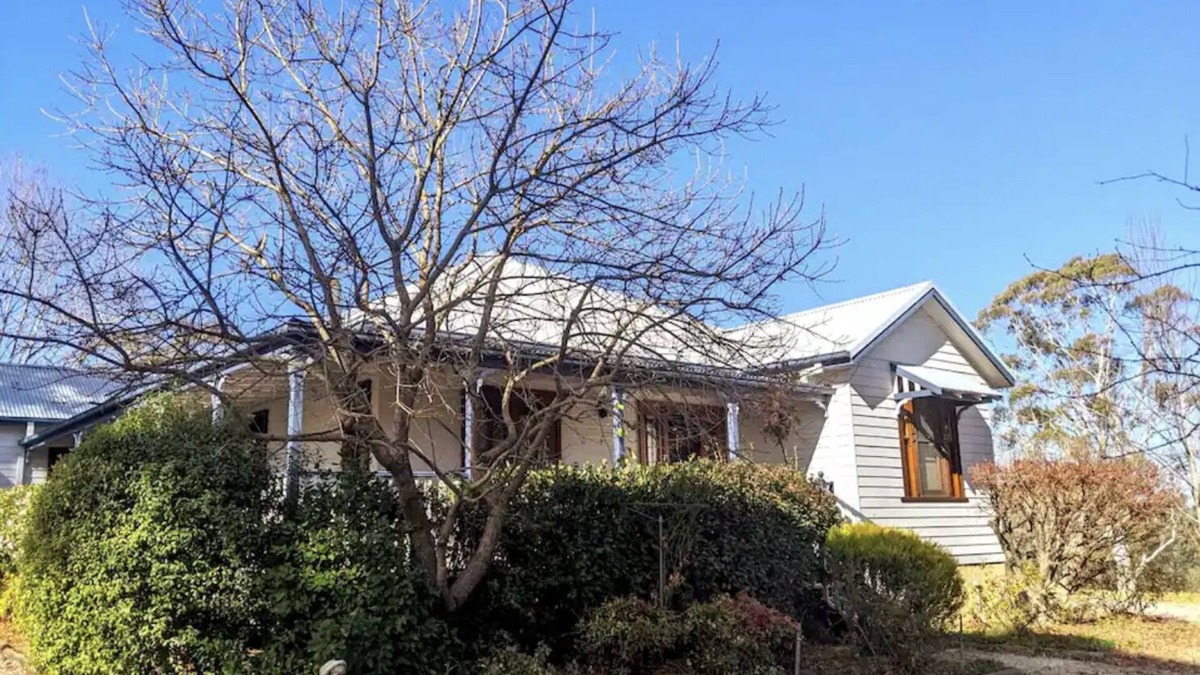 Little Hartley House | Bonnie Belle Escape Little Hartley
