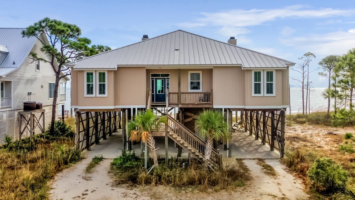Audubon Place House | Bonnie Blue | Sept openings. Great price, great beach