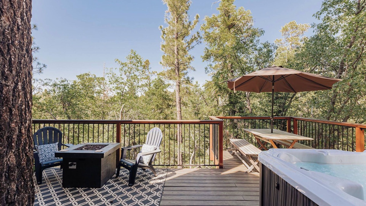 Upper Moonridge Cabin | Bonnie Brae - Ski Chalet