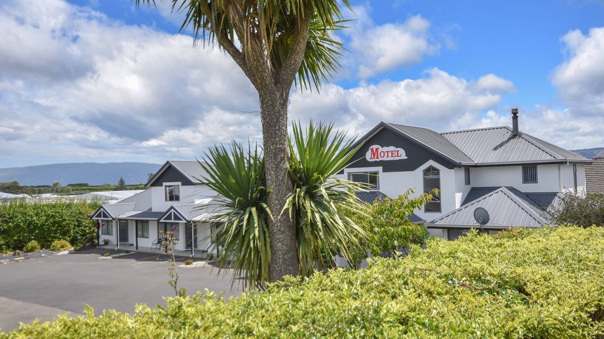 Mosgiel Hotel | Bonnie Knights Motel