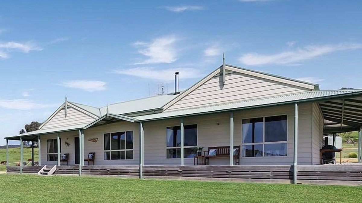 Woodfield House | Bonnie Valley Retreat - Rural Bonnie Doon Property