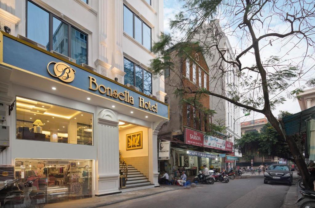 Hang Trong Hotel | Bonsella Hotel