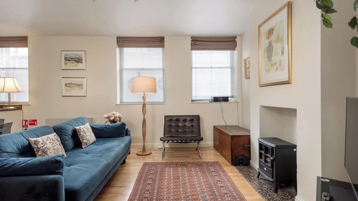 Newington Apartment | Book a delightful holiday apartment in Newington, Edinburgh. Ideal for families and sightseeing.