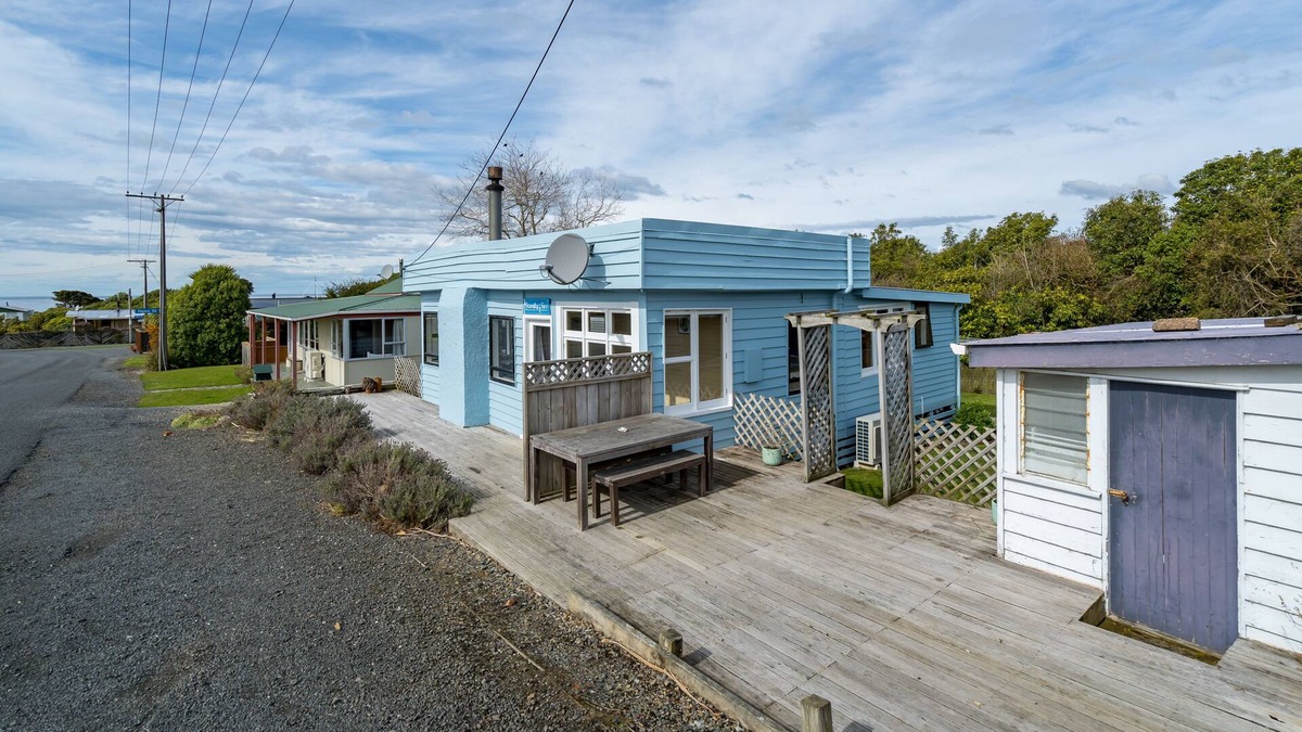 Kaka Point House | BOOK MY BACH IN KAKA POINT
