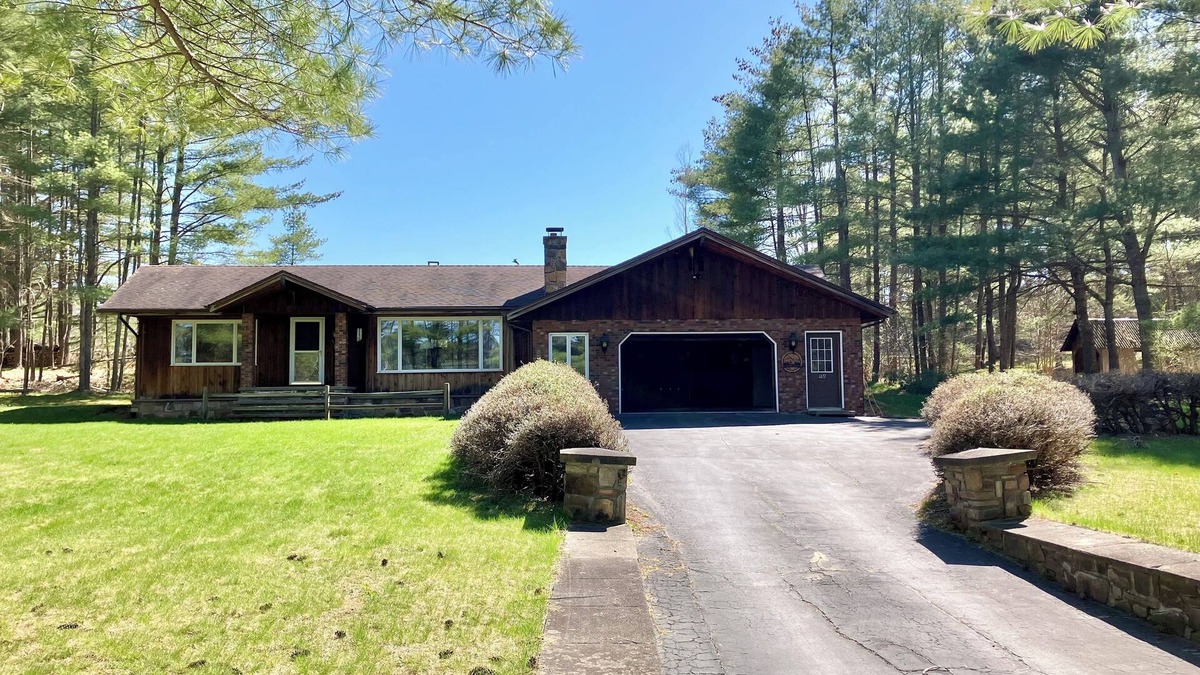Au Sable Forks House | Book now for fall foliage. Plan a quiet getaway.