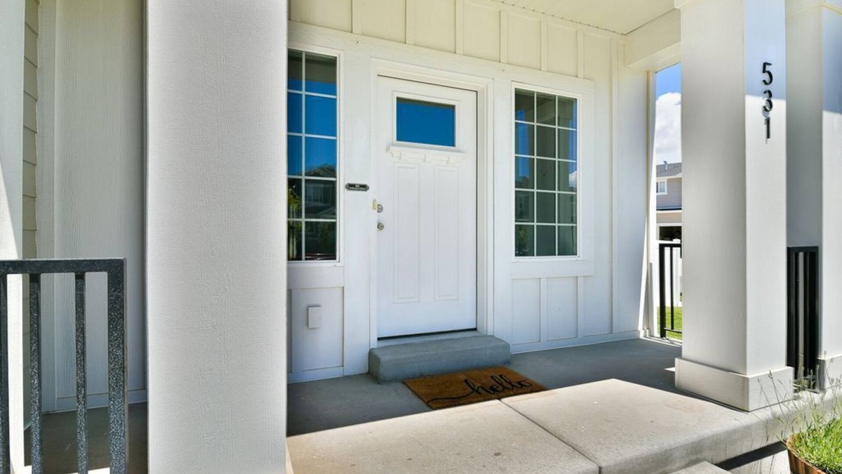 Vineyard House | Book with Confidence! Fun Family home near BYU, UVU & Mountains!