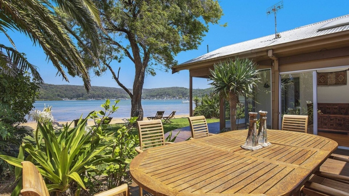 Booker Bay House | BOOKER BAY BEACH HOUSE FAMILY FUN