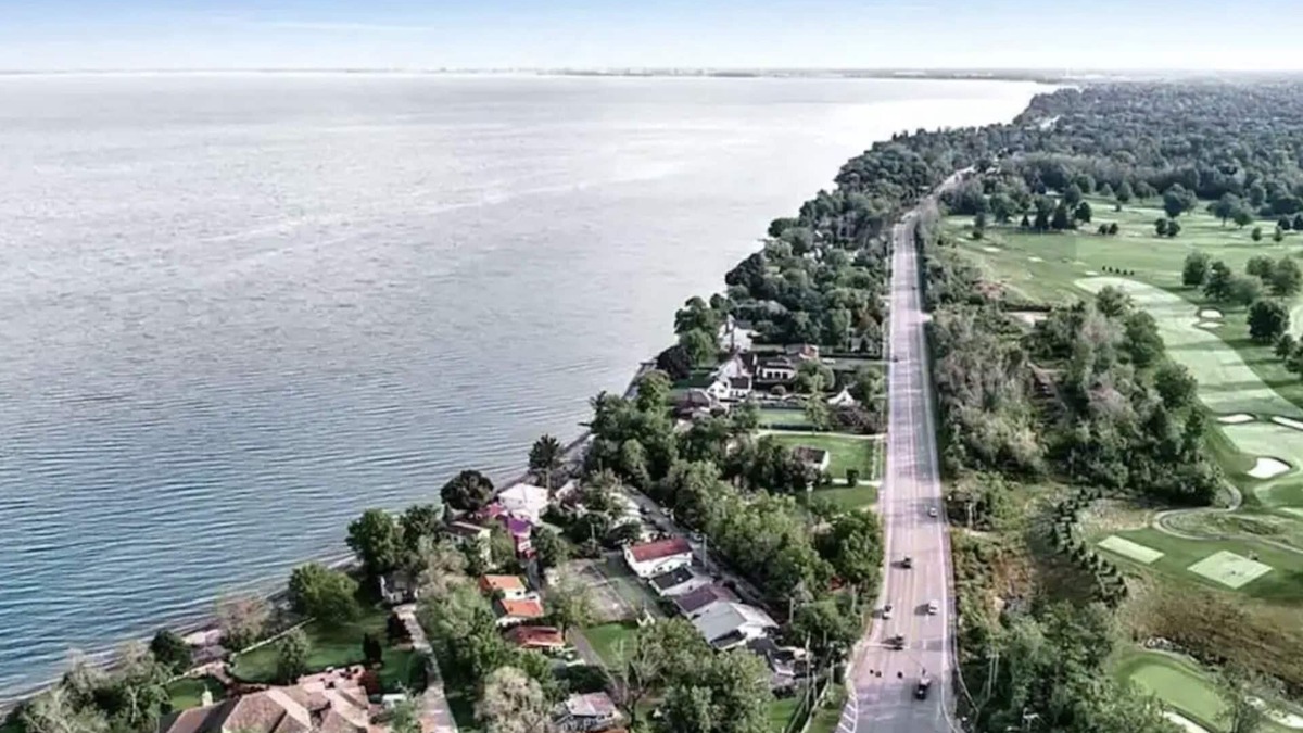 Lake View House | ~Booking for Bills Season~ 3B 2BATH Wanakah Heights Lakeside Home