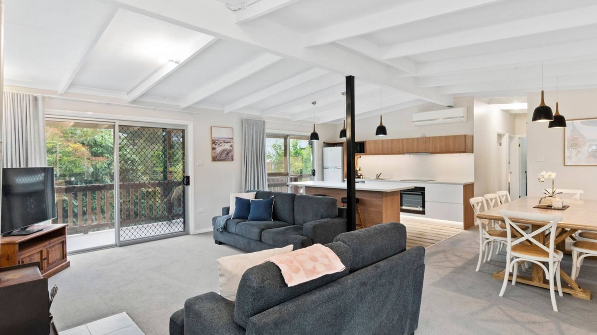 South Durras House | Boomerang at South Durras Upstairs