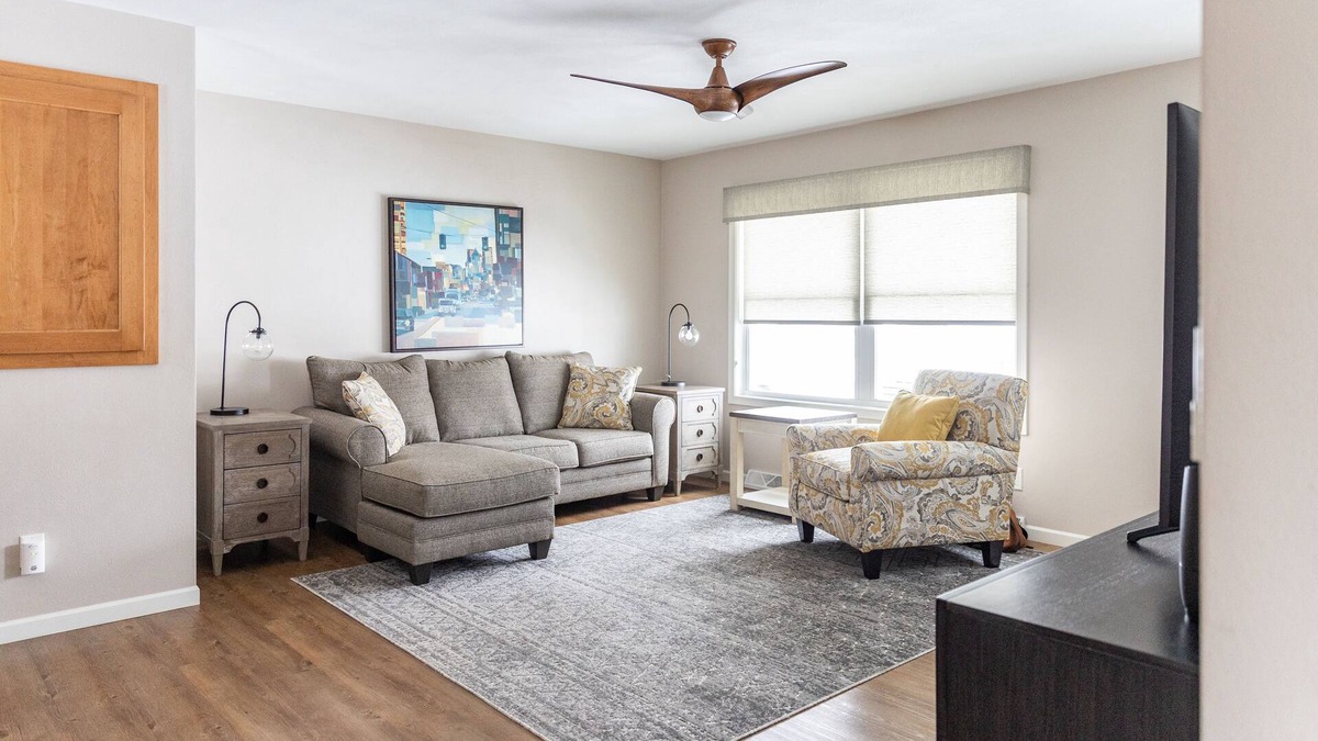 Janesville House | Boomerang Home Rentals - # 4au-L