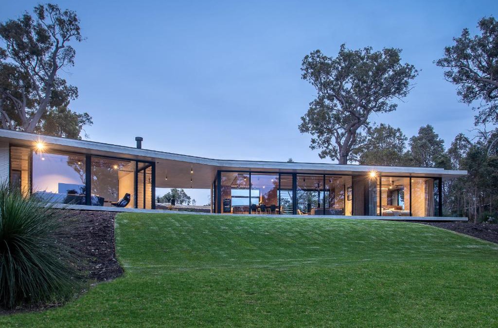 Quindalup House | Boomerang House I Private Properties