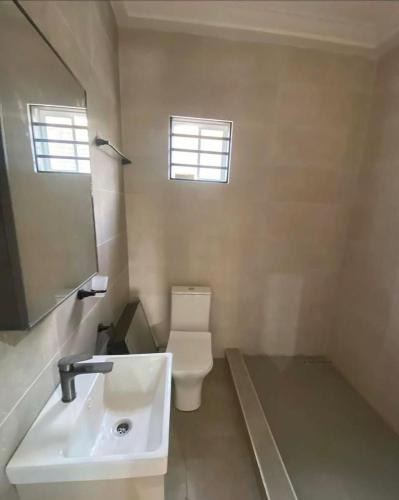 Weija Cabin | Boomville suites