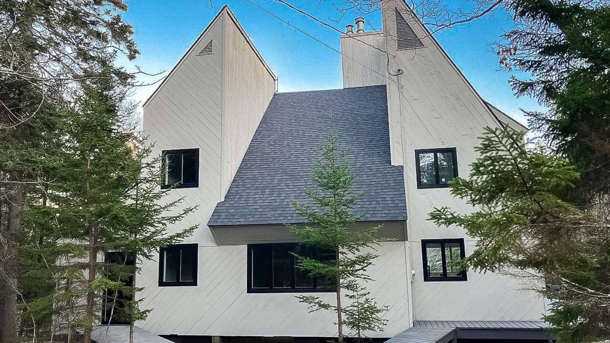 Southport House | Boothbay area - Newly renovated, near ocean, short drive to Botanical Gardens