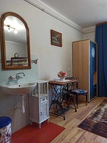 Narewka House | Bora Zdrój - pokój czteroosobowy 1