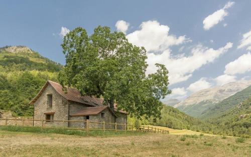 Hecho House | Borda Batista Casa Rural