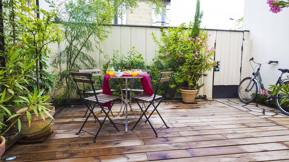 Le Bouscat Apartment | BORDEAUX - Studio with mezzanine - Terrace - Jacuzzi - Parking