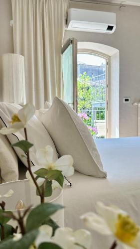 San Felice del Benaco Apartment | Borgo dei Sogni - Deluxe Apartment - Lago di Garda