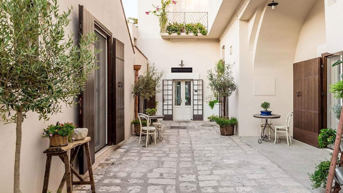 Bernalda House | Borgo San Gaetano