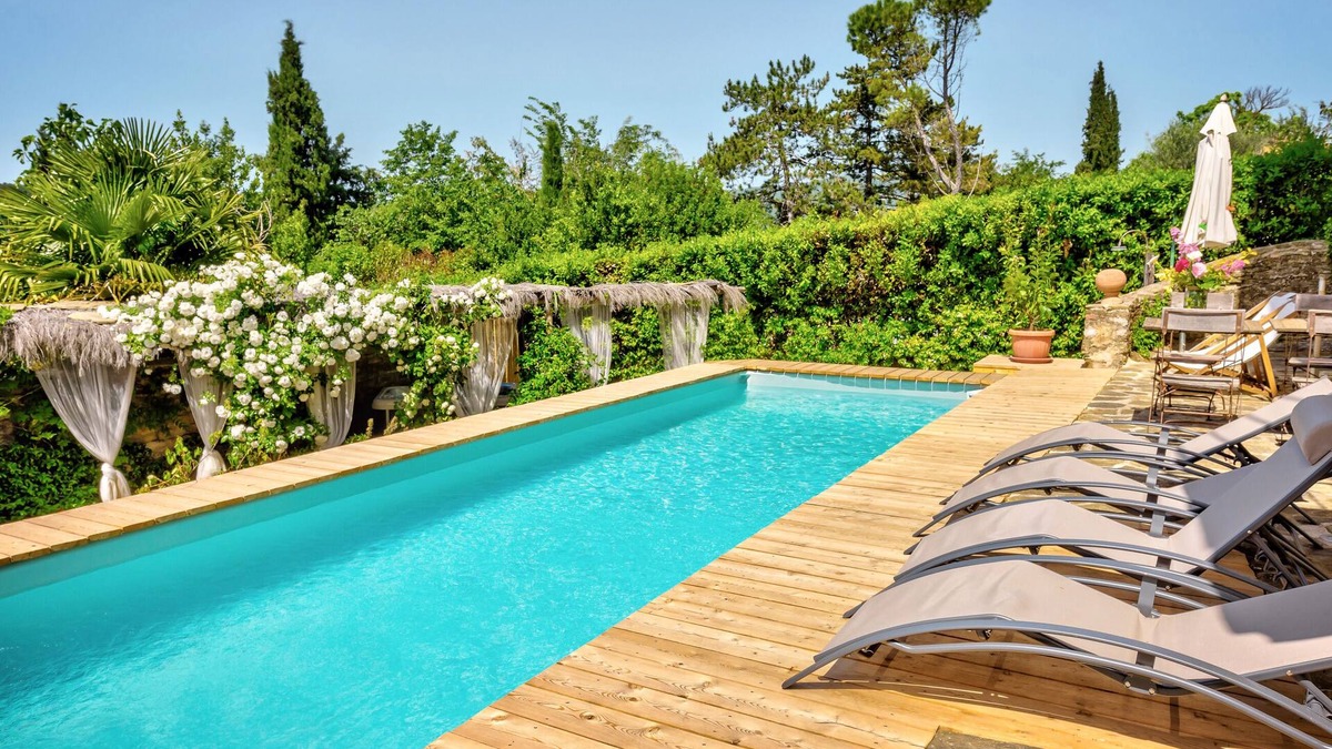 Ponte Buriano Villa | BorgoMarcena - Imperfect luxury retreat