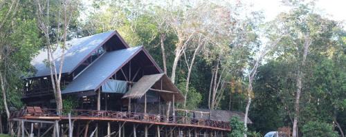 Kampung Bilit Cabin | Borneo Natural Sukau Bilit Resort