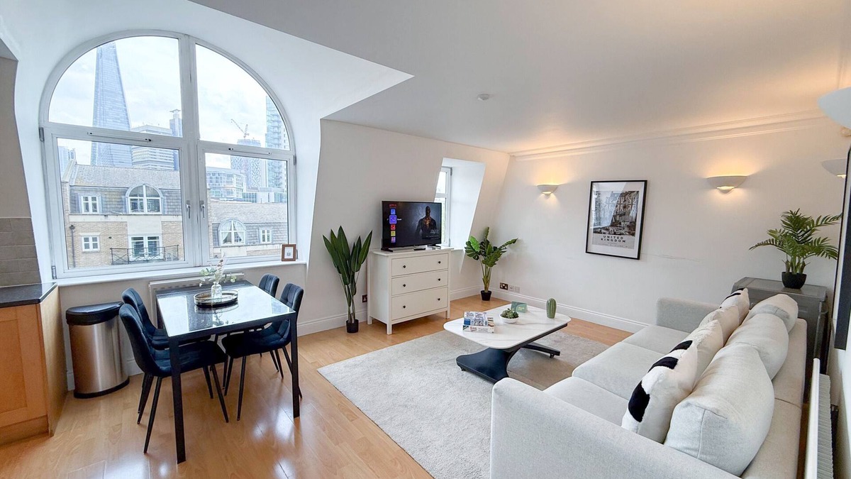 Newington Apartment | Borough 3-bedroom Apt with clear view at The Shard