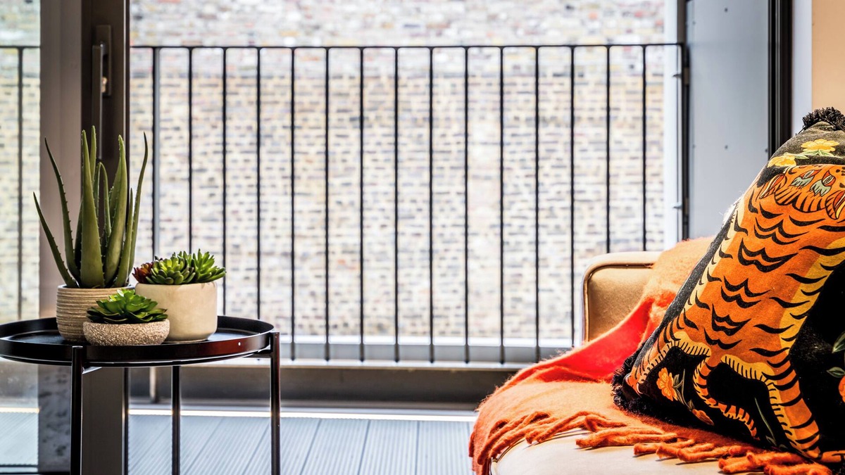 South Bank Apartment | Borough Market Apartment - Large Roof Terrace & Balcony