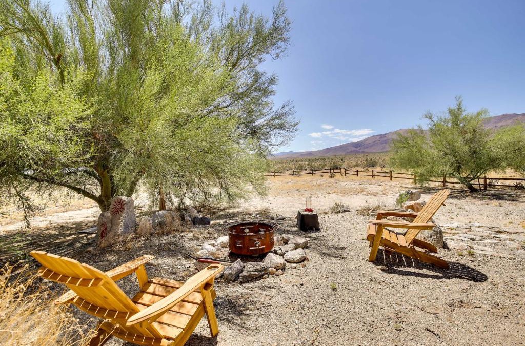 Borrego Springs House | Borrego Springs Stargazing Home with Mtn Views