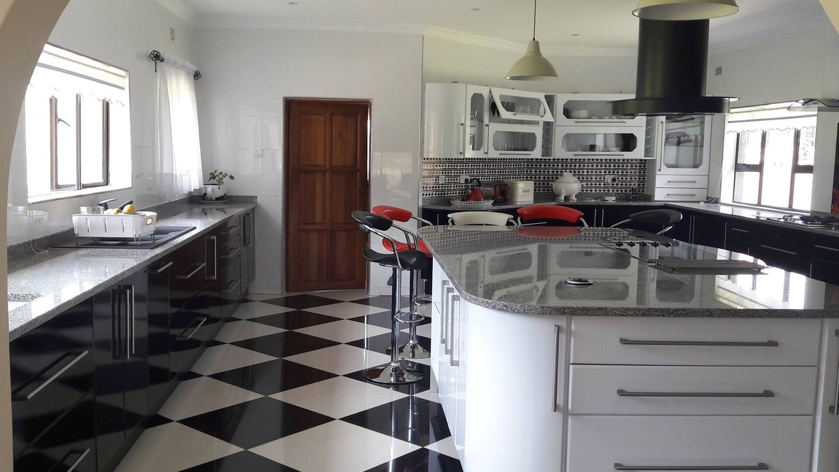 Harare East House | Borrowdale Sanctuary - fully ofgrid utilities
