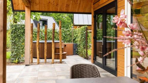 Wekerom House | Bos Villa met Hottub & Sauna | 8 personen