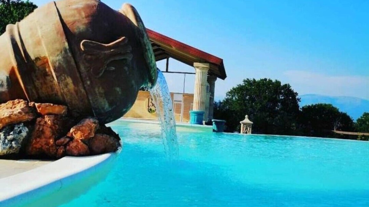 Sant'Andrea del Garigliano Ski Chalet | Bosco D'Olmi Country House-Beccaccia