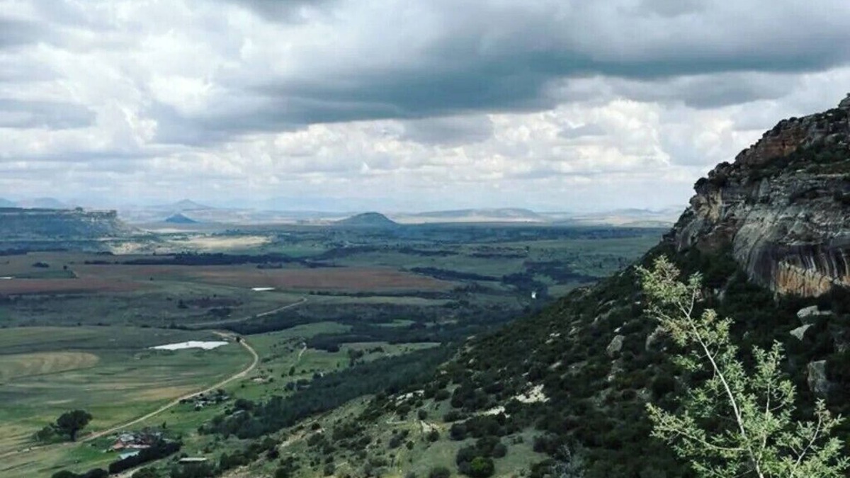 Ficksburg Other | Boschfontein Mountain Lodge: farmhouse near Ficksburg with stunning views.