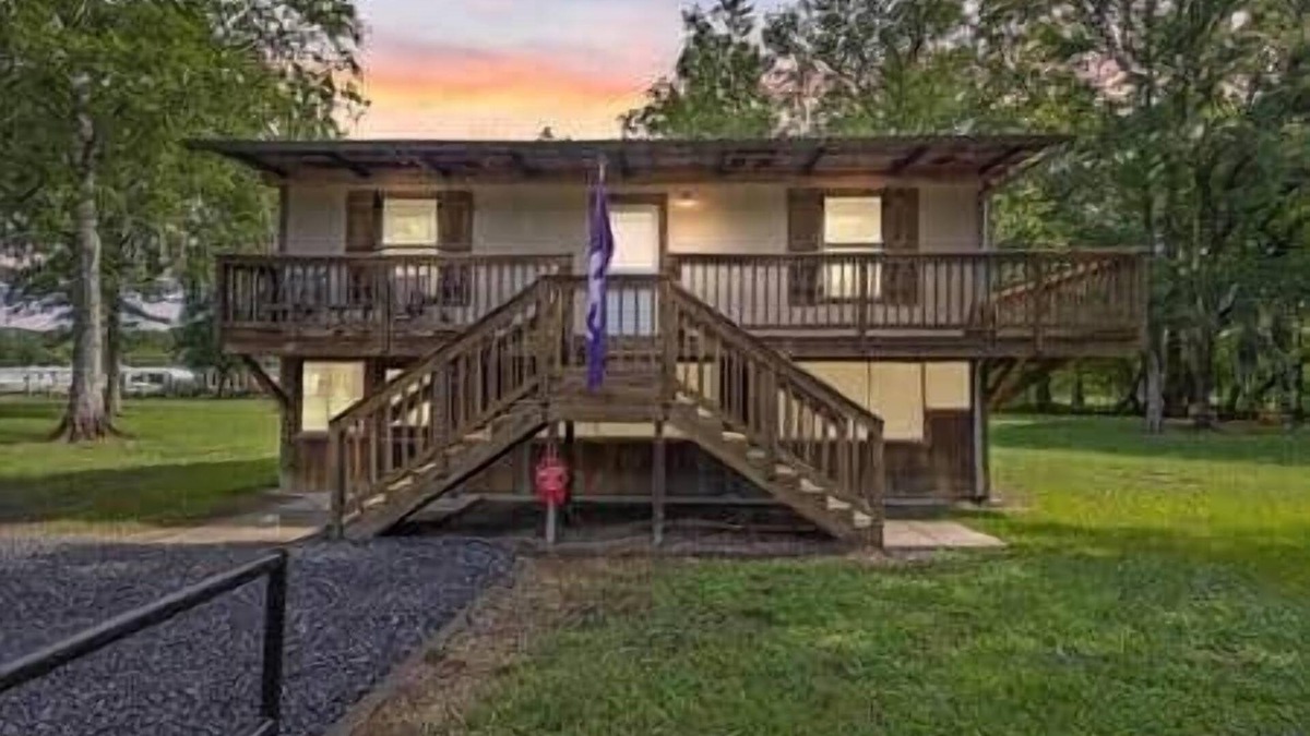 Carencro Cabin | Boscoyo Cha-teau Cabin