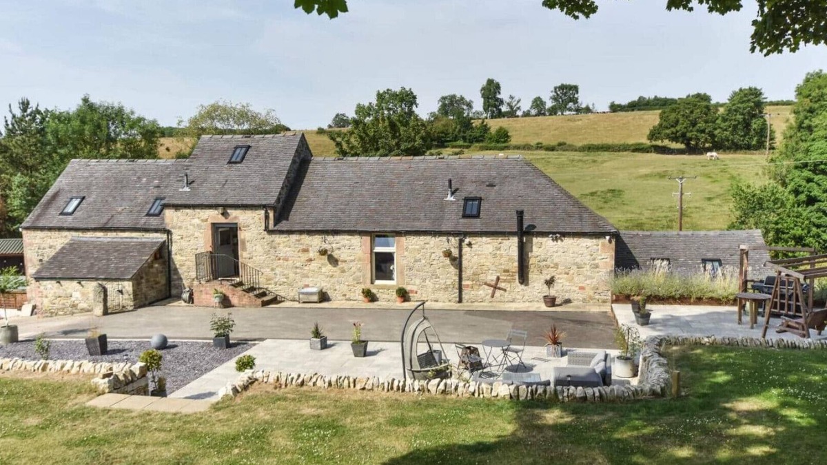 Hulland Ward House | Bosing Barn - Two Bedroom House, Sleeps 4